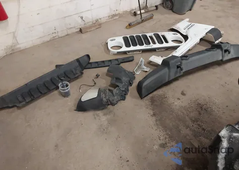 2016 Jeep Wrangler Unlimited Sport z USA, uszkodzony, nr VIN 1C4BJWDG3GL303427